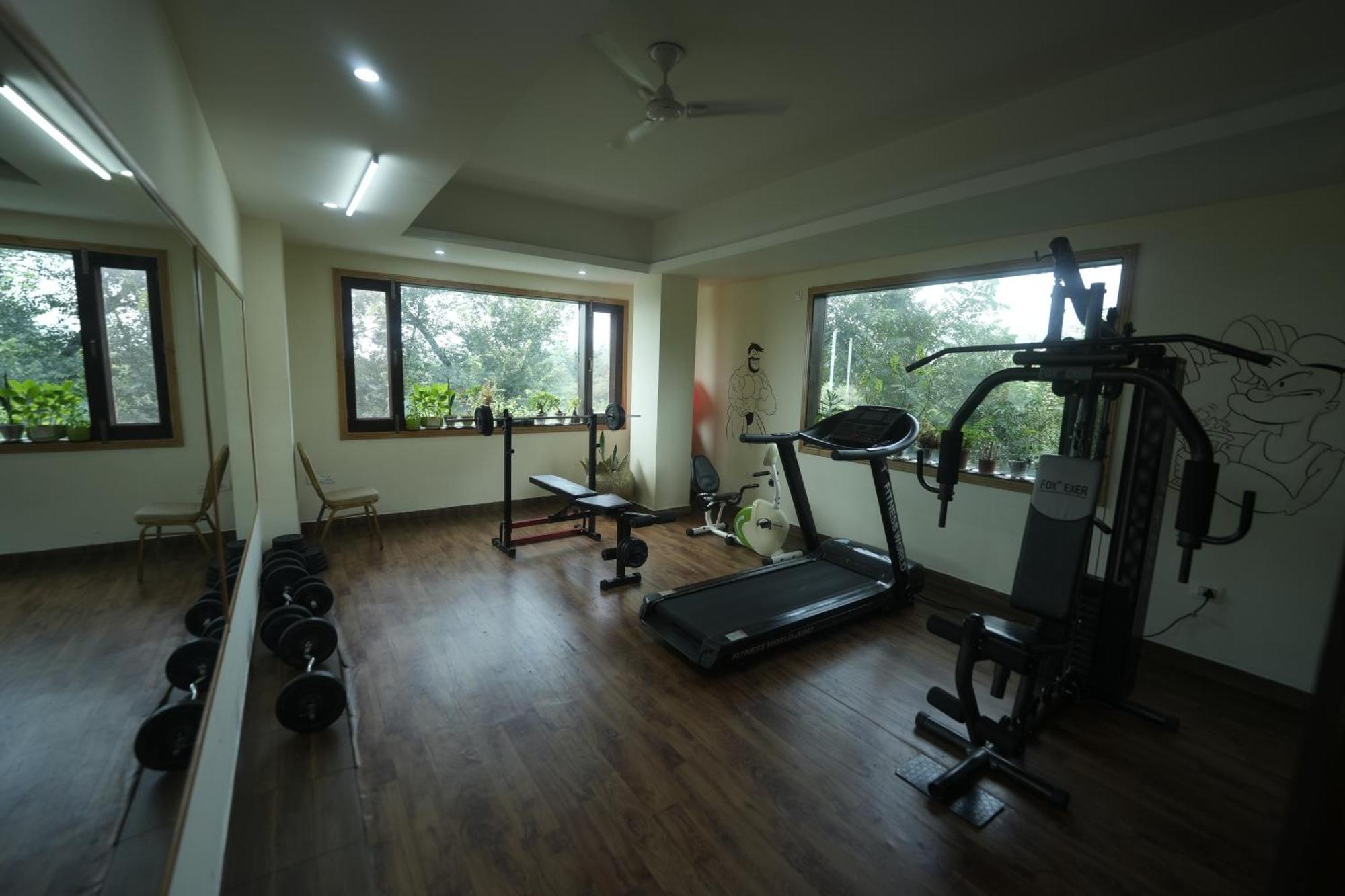 D'Polo Club & Spa Resort Dharamshala Bagian luar foto